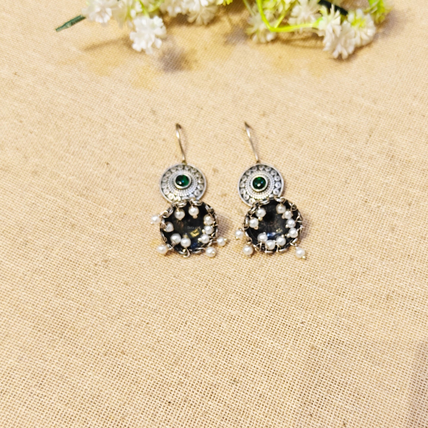Elva Silver Look Alike Oxidized Dangler