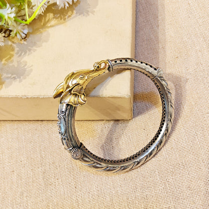 Gaira Silver Look Alike Dual Tone Kada