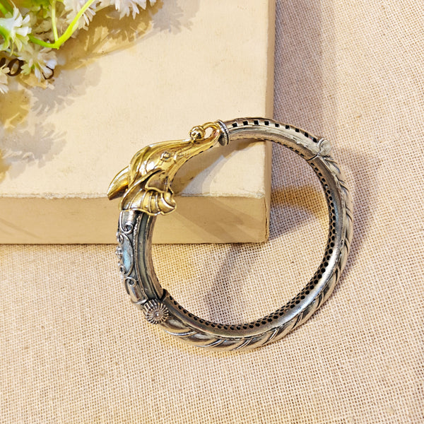 Gaira Silver Look Alike Dual Tone Kada