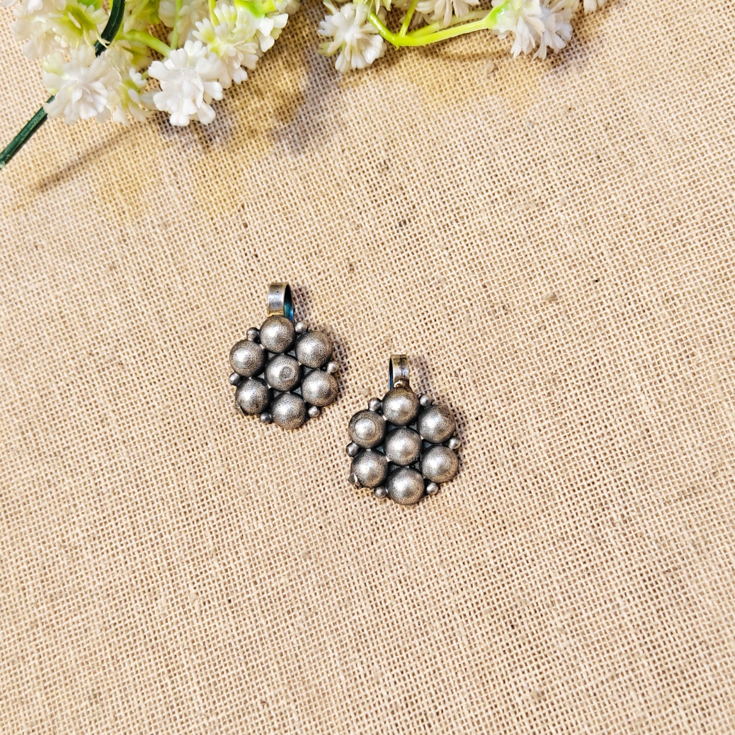 Doots Silver Look Alike Earcuff