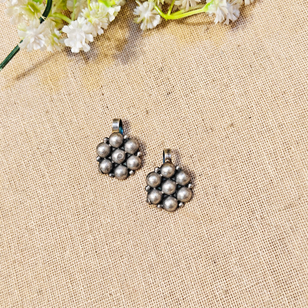 Doots Silver Look Alike Earcuff
