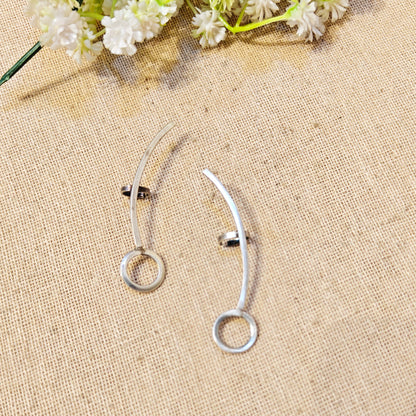 Tia Silver Look Alike Oxidized Earcuff