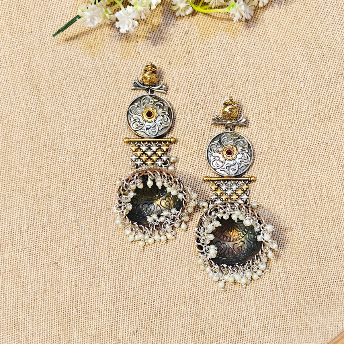 Ilara Silver Look Alike Dual Tone Earring
