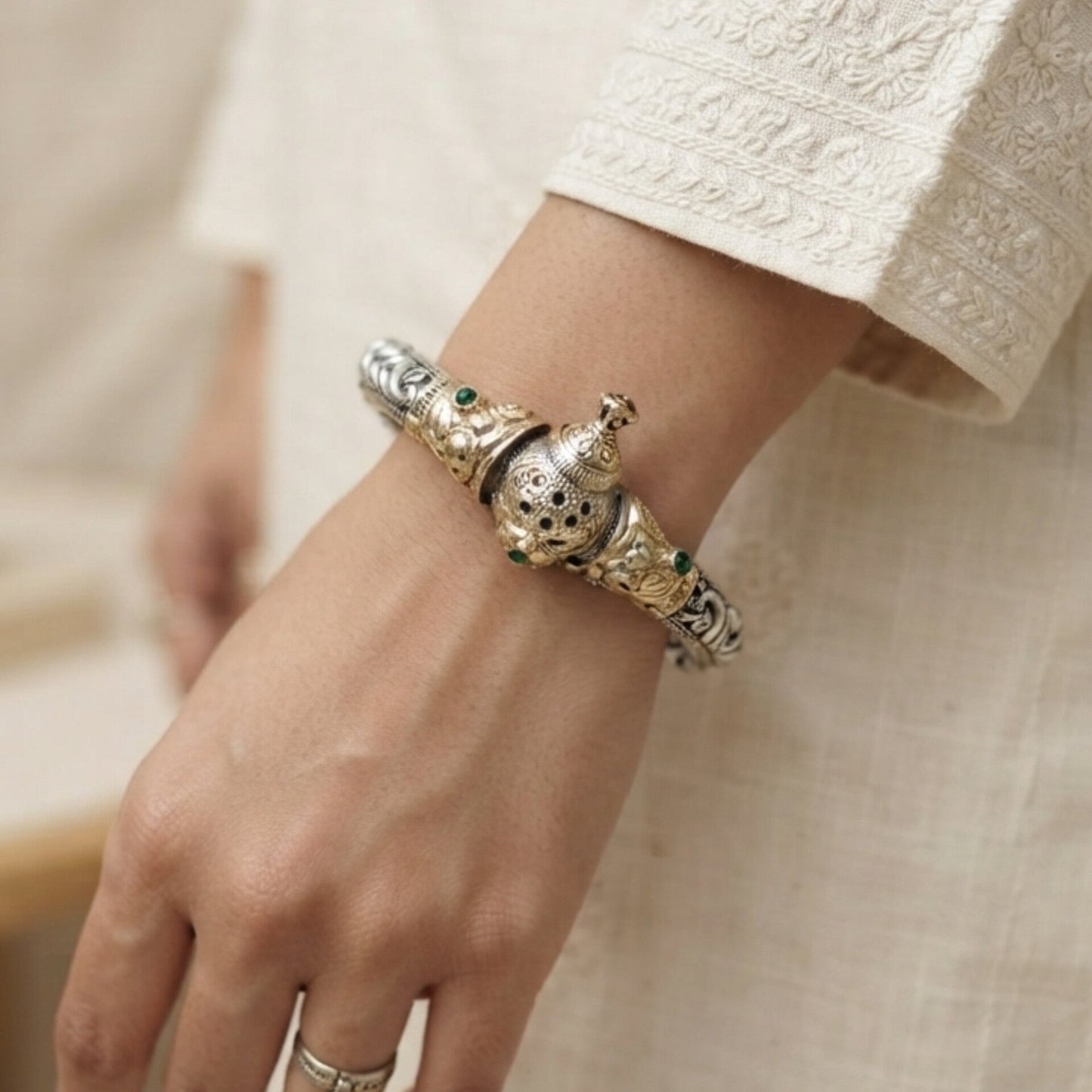 Cevia Silver Look Alike Dual Tone Kada