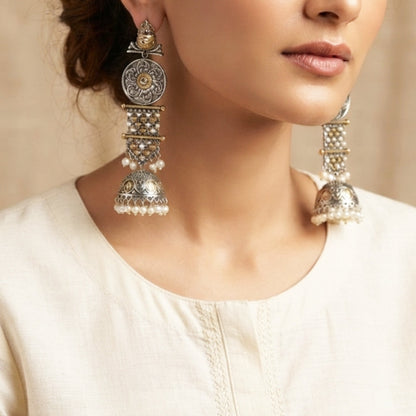 Ilara Silver Look Alike Dual Tone Earring