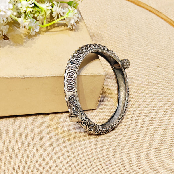 Jasira Silver Look Alike Oxidized Kada