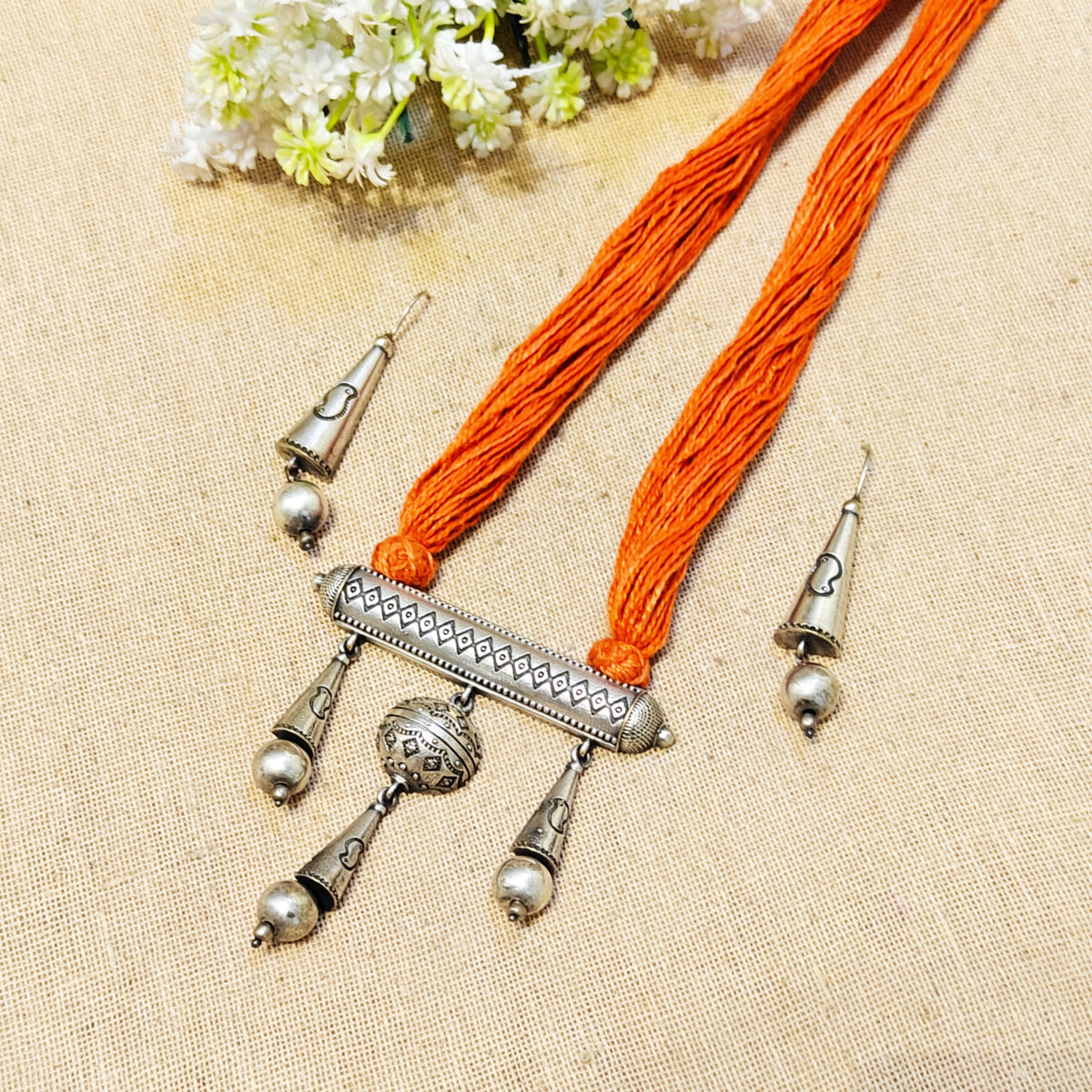 Lorena Silver Look Alike Oxidized Necklace
