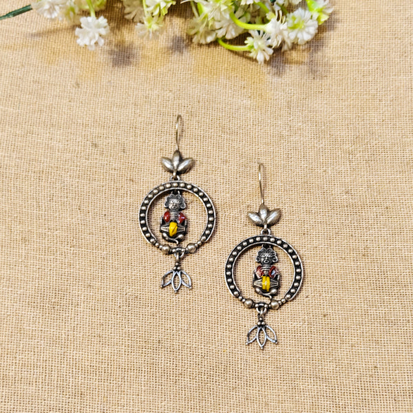 Drum Silver Look Alike Oxidized Dangler