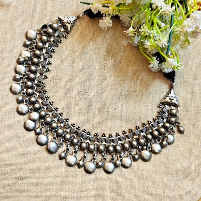 Wina Silver Look Alike Oxidized Choker