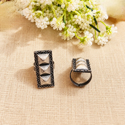 Jivika Silver Look Alike Oxidized Ring