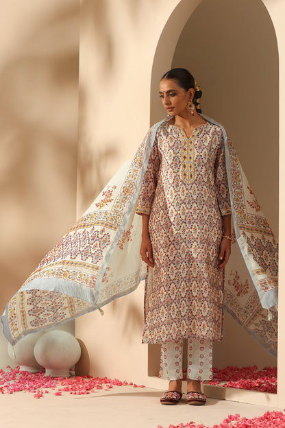 Murraya Ivory Gota Patti Embroidered Chanderi Kurta Set of 3