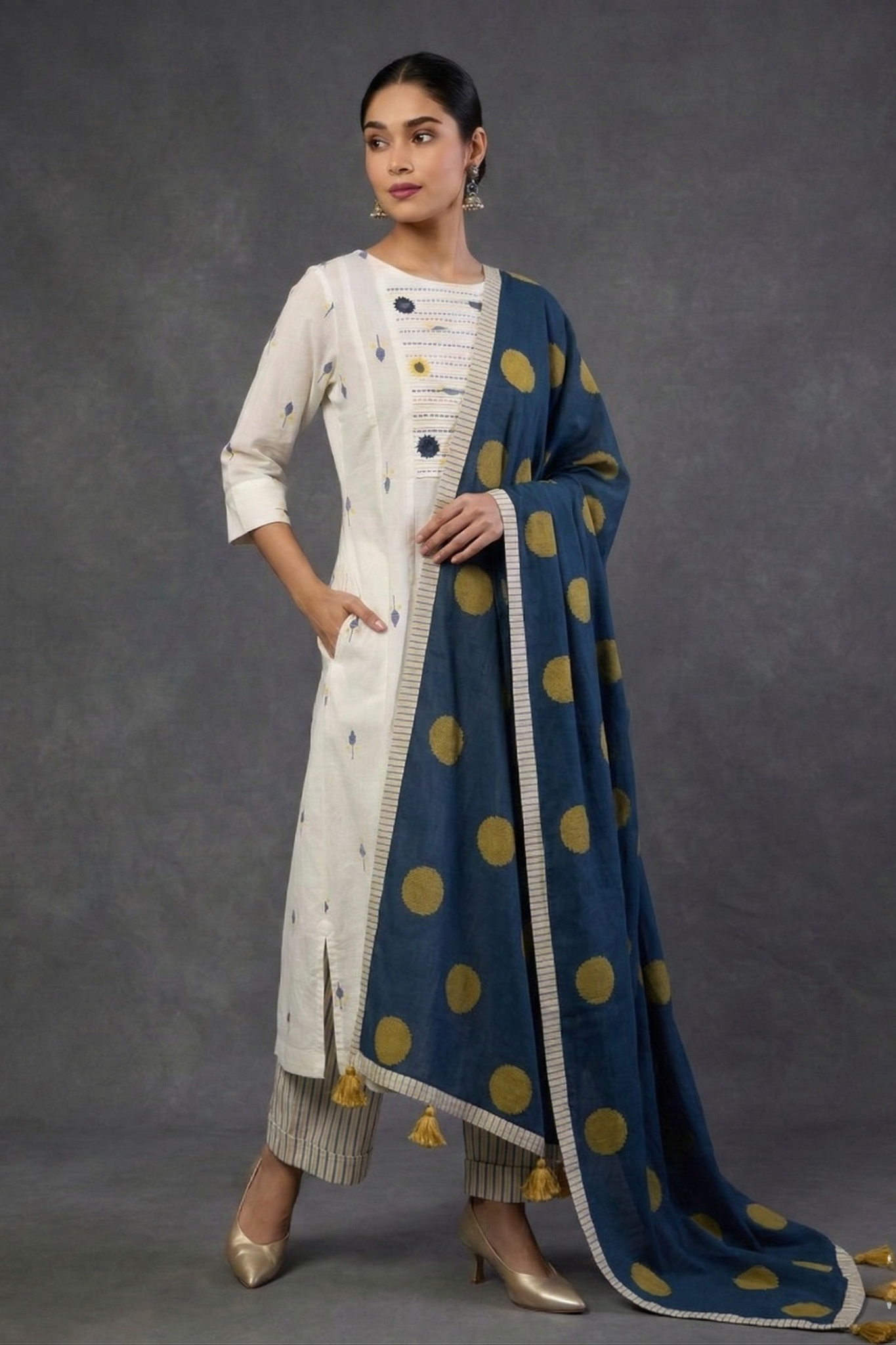 Ivory Leaf Confetti Cotton Pintuck Yoke Kurta Top With Pockets Mc