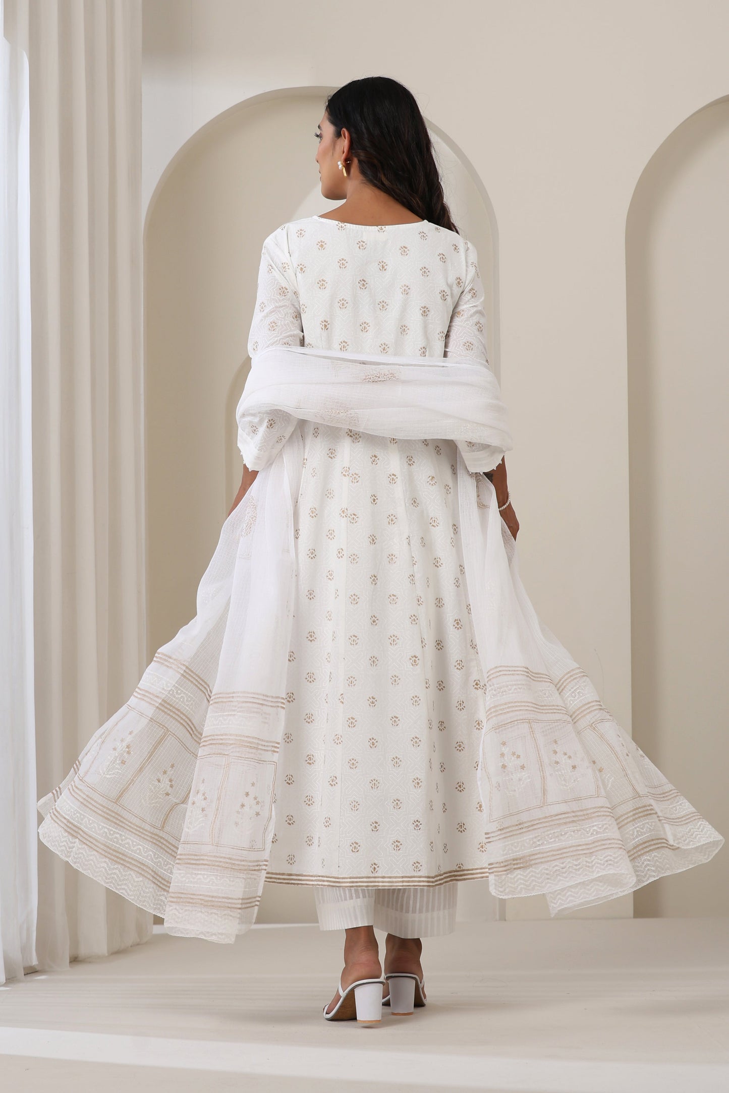 Murraya Stardust White Anarkali Set of 3