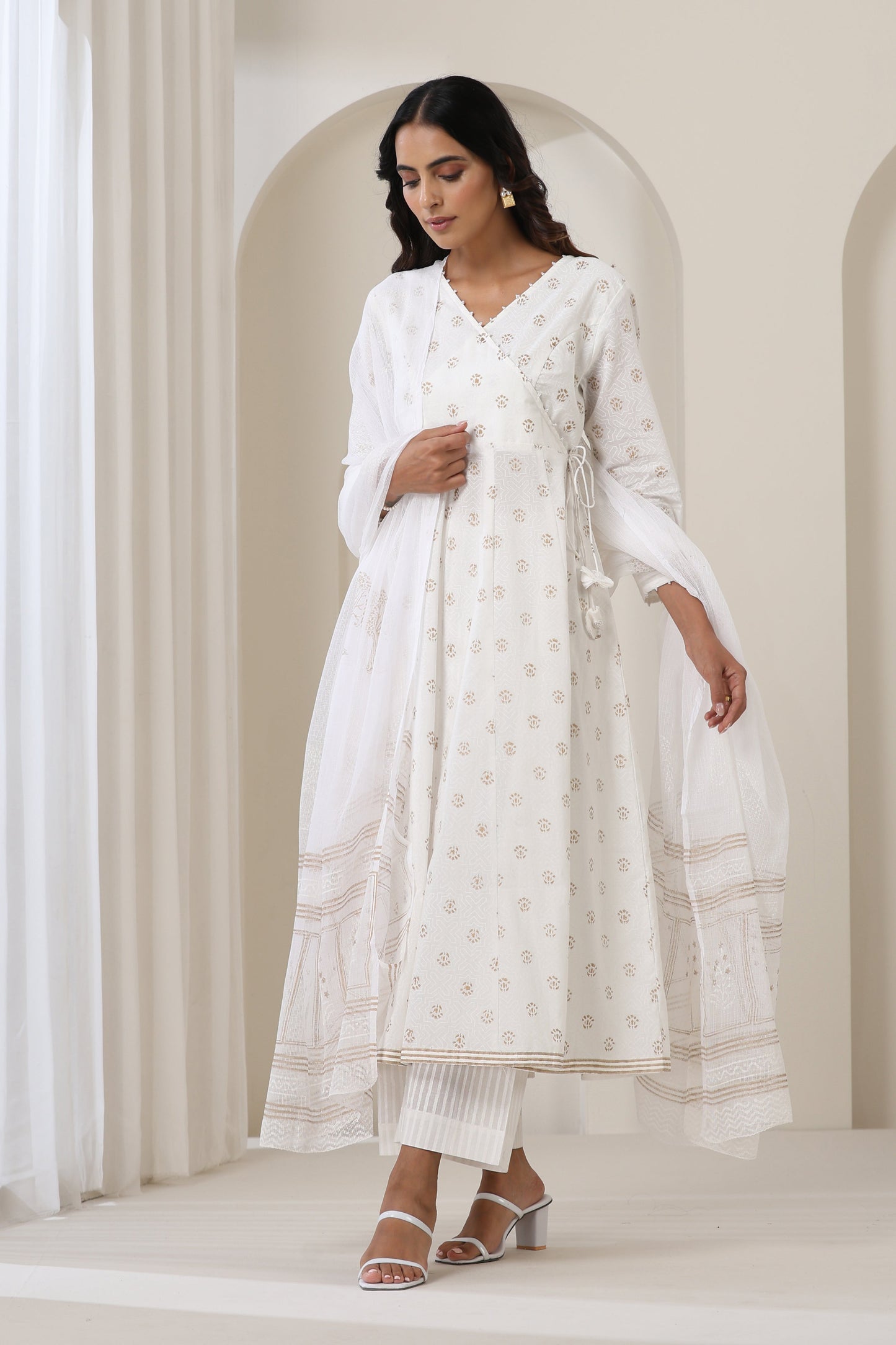 Murraya Stardust White Anarkali Set of 3