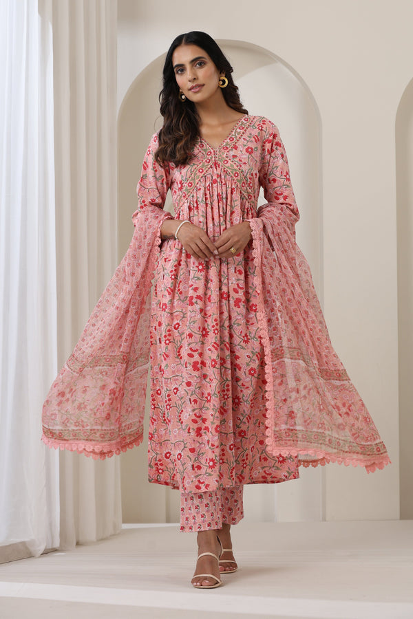 Murraya Blooming Peach Gathered Kurta Set of 3