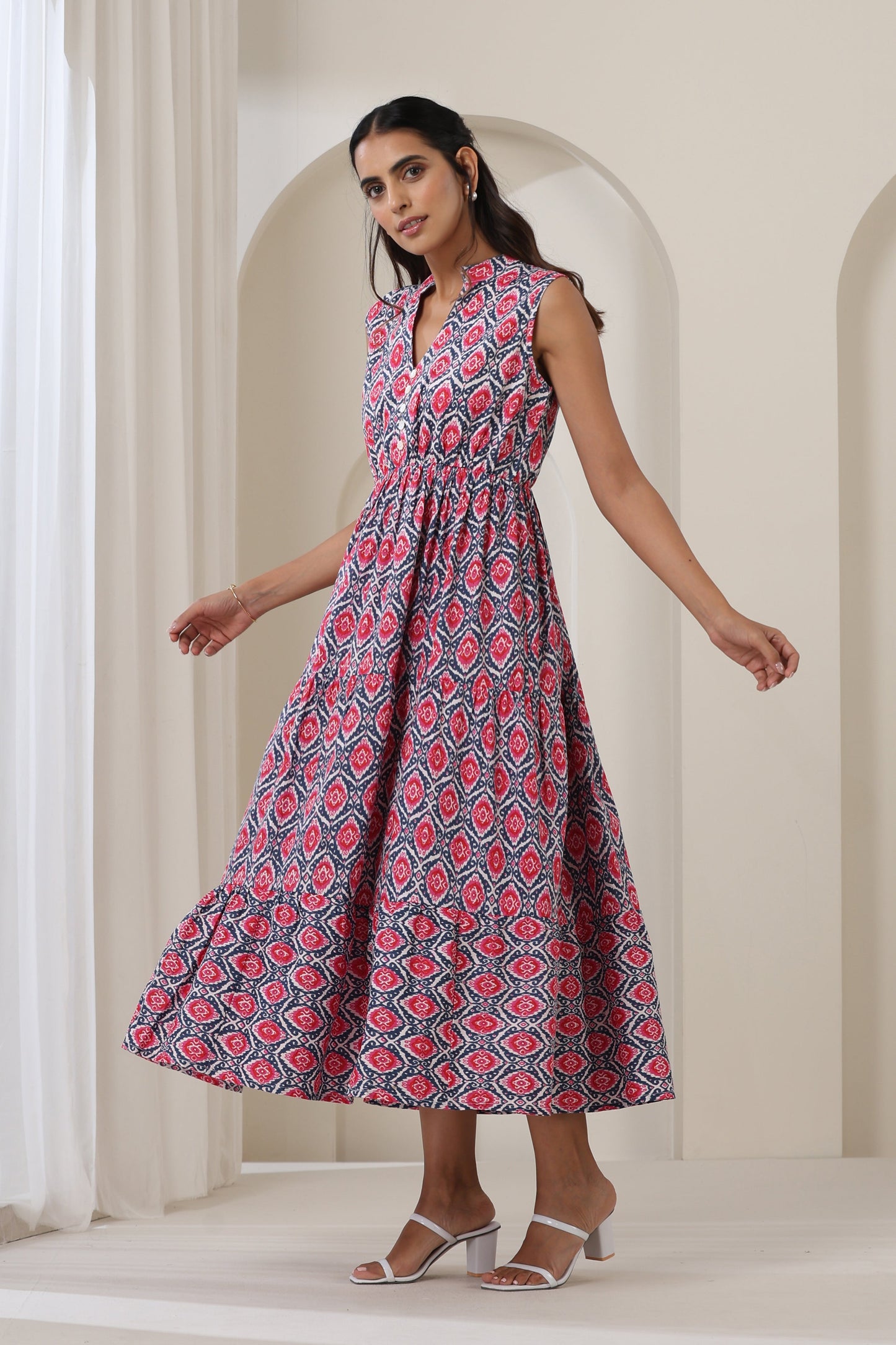 Murraya Sienna Printed Sleeveless Dress