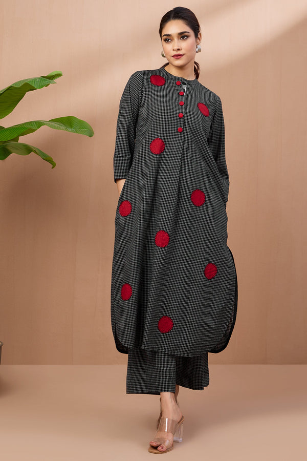 Maati Craft Ebony Boxes & Scarlet Circles Kurta Cotton Co-ord Set (set of 2)