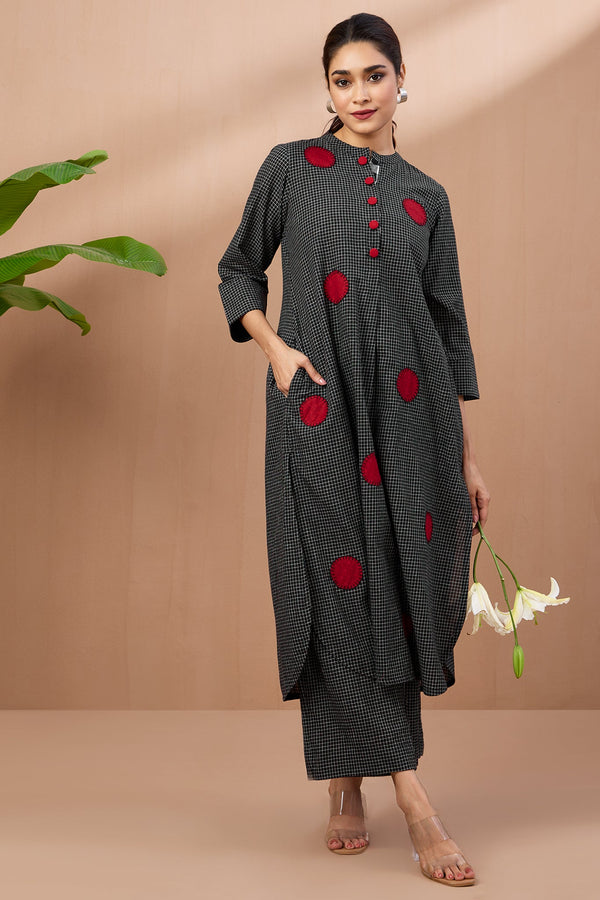 Maati Craft Ebony Boxes & Scarlet Circles Kurta Cotton Co-ord Set (set of 2)