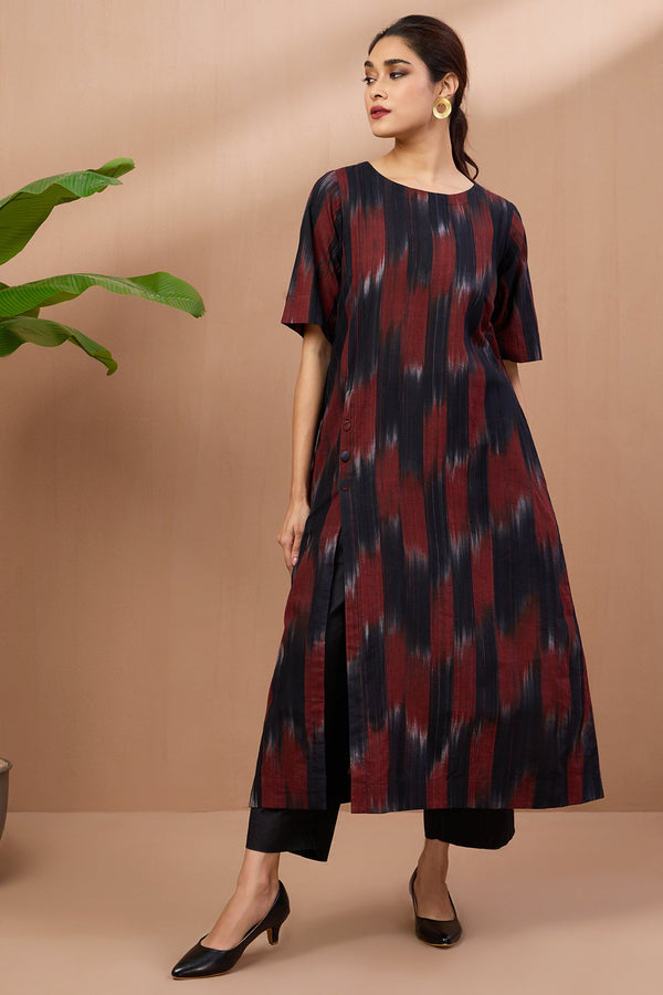 Side Button Front Slit Kurta Kohl Flames Mc