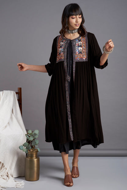 Maati Vintage Kutchi Yoke Jacket - Timeless Ebony & Many Mirrors