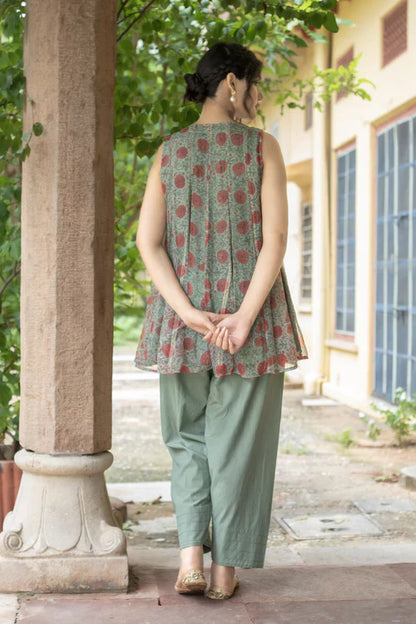 Mira Doriya Kurta Set