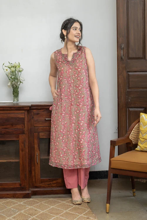 Mayra Chanderi Kurta Only