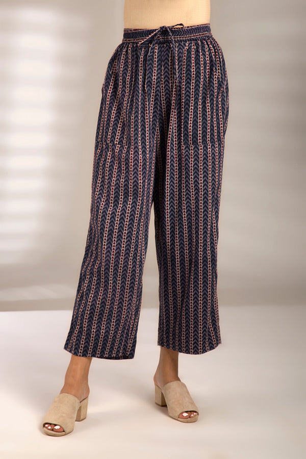 Maati Craft comfort fit cotton printed pants - indigo red zigzag