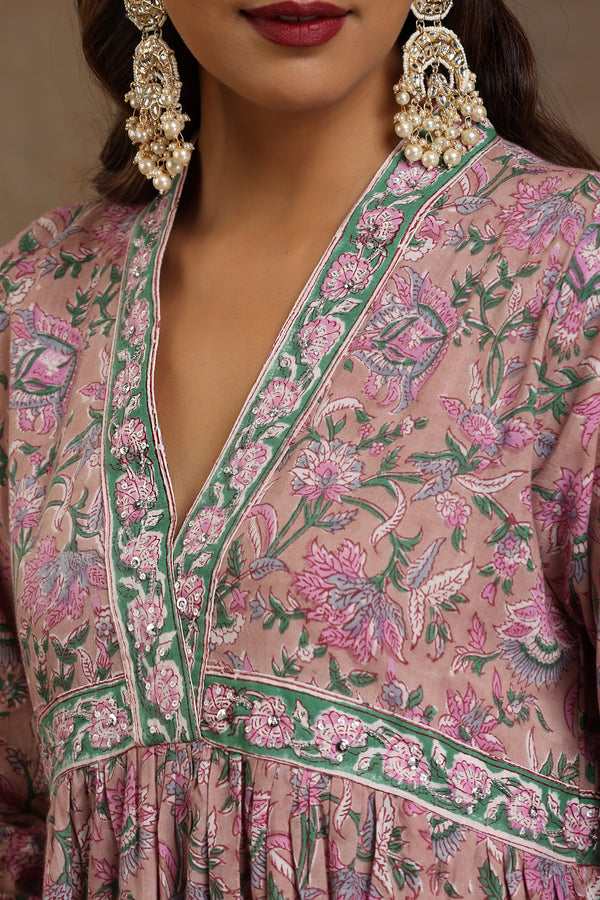 Murraya Lilac Bloom Embroidered Kurta Set of 3