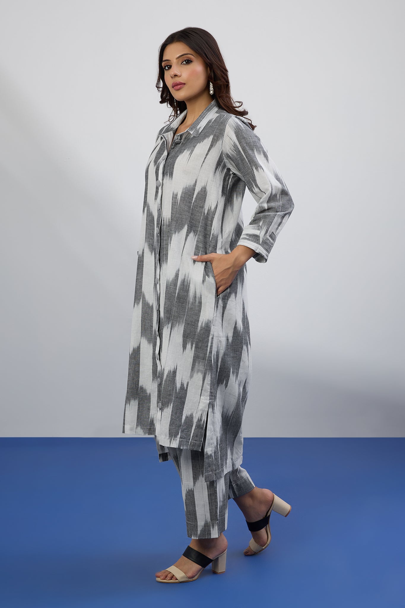 Maati Craft Co-Ord Set Silver Silence Hi-Low Hem Kurta & Pants