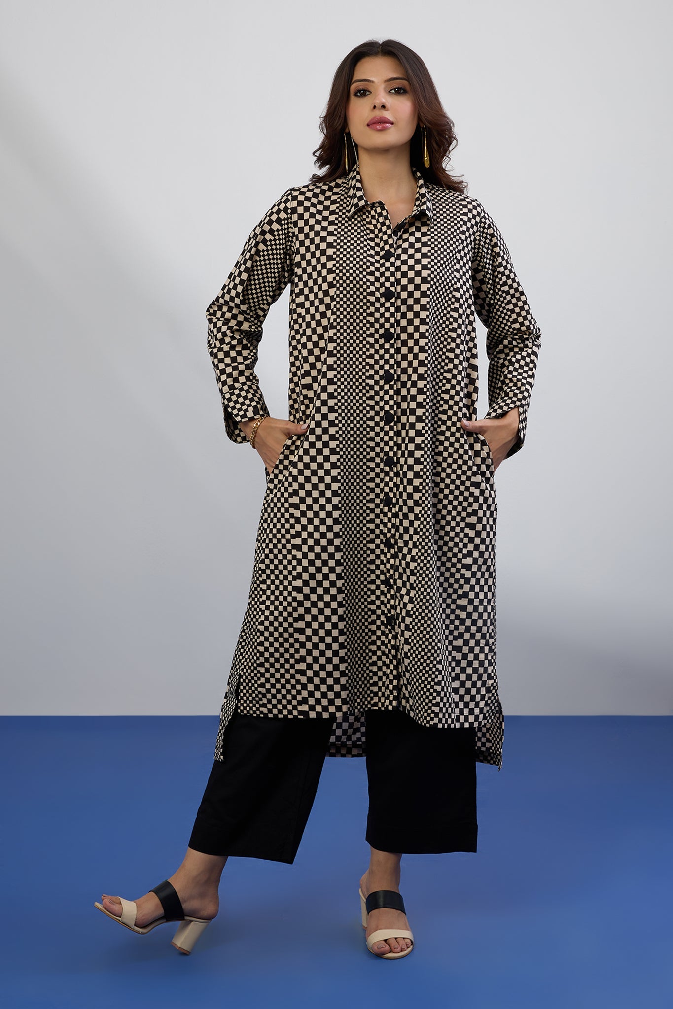 Maati Craft Mono Grid Hi-Low Hem Kurta