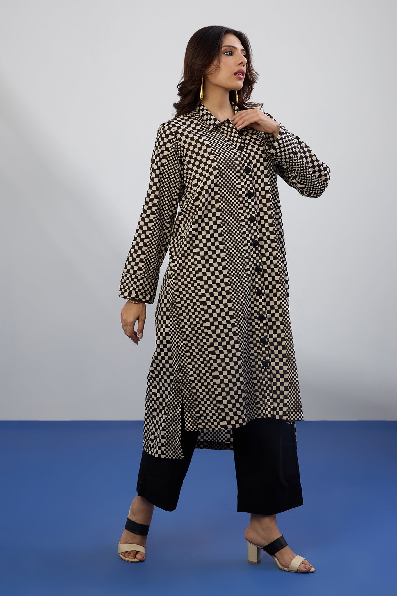 Maati Craft Mono Grid Hi-Low Hem Kurta