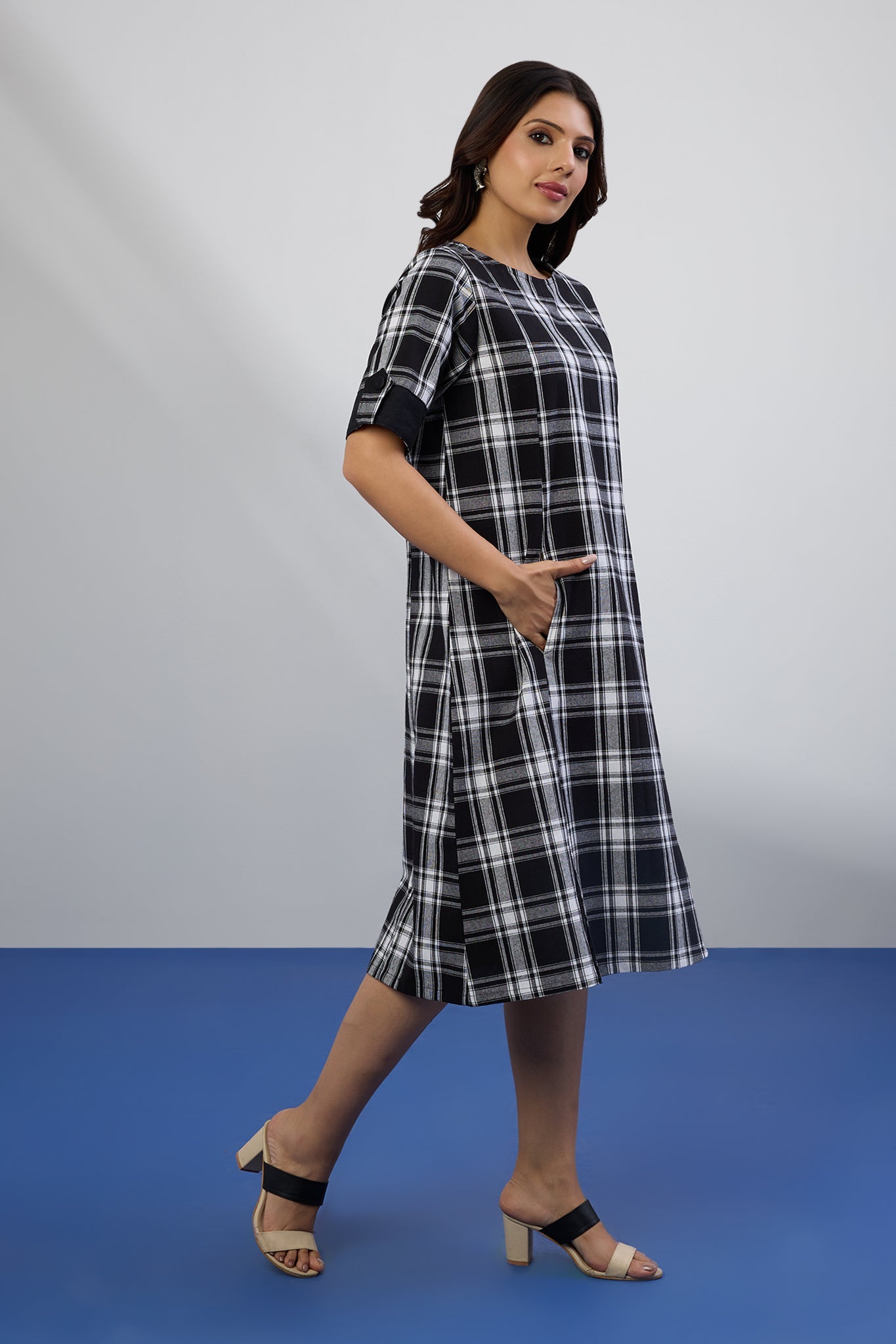 Eclipse Plaid Shift Dress With Pockets Mc