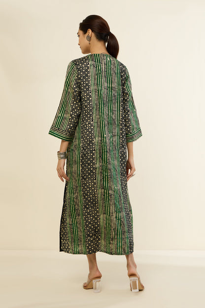 Maati  Emerald Noir Geometric Pattern Front Zipper A-Line Kurta