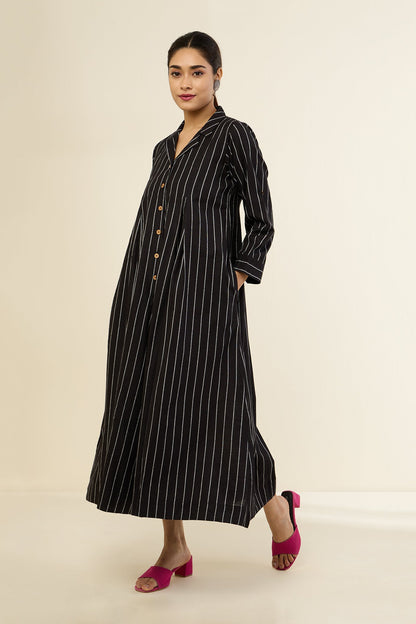 Classic Striped Monochrome Jumpsuit with Pockets & Collar Mc