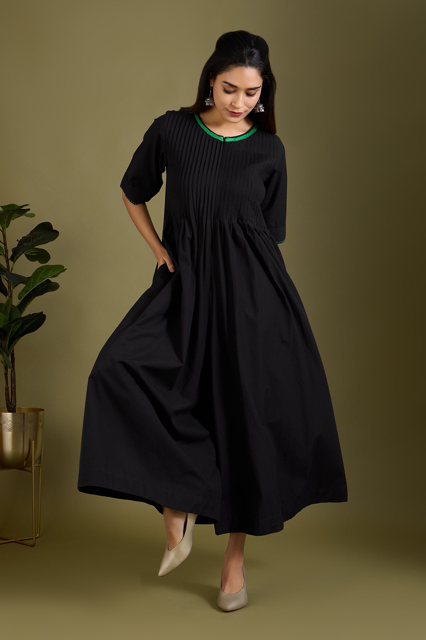 Pure cotton jumpsuit with front zipper