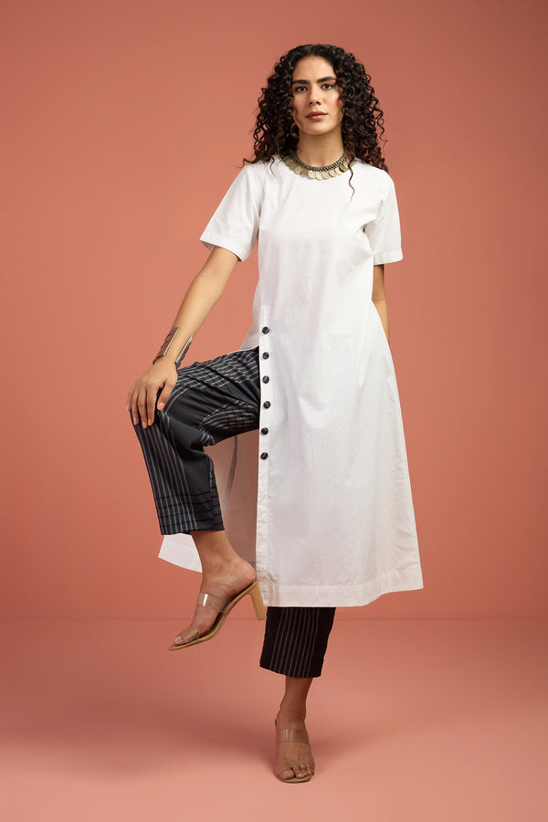 Maati Craft Coord Set - Porcelain Thread Front Button Down Slit Kurta & Grey Stripes Pants (Set Of 2)
