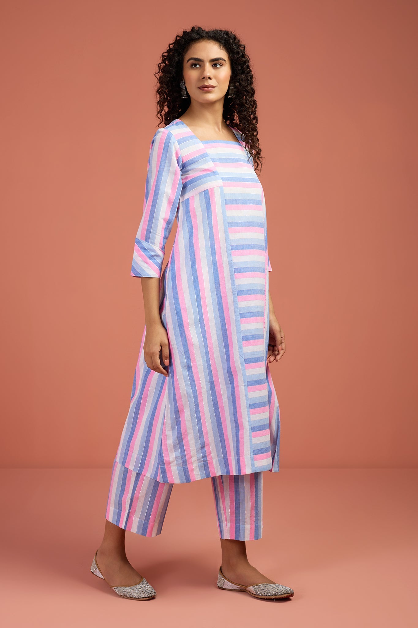 Maati Craft Co-ord Set Poem in Pastel Panelled Kurta & Pants