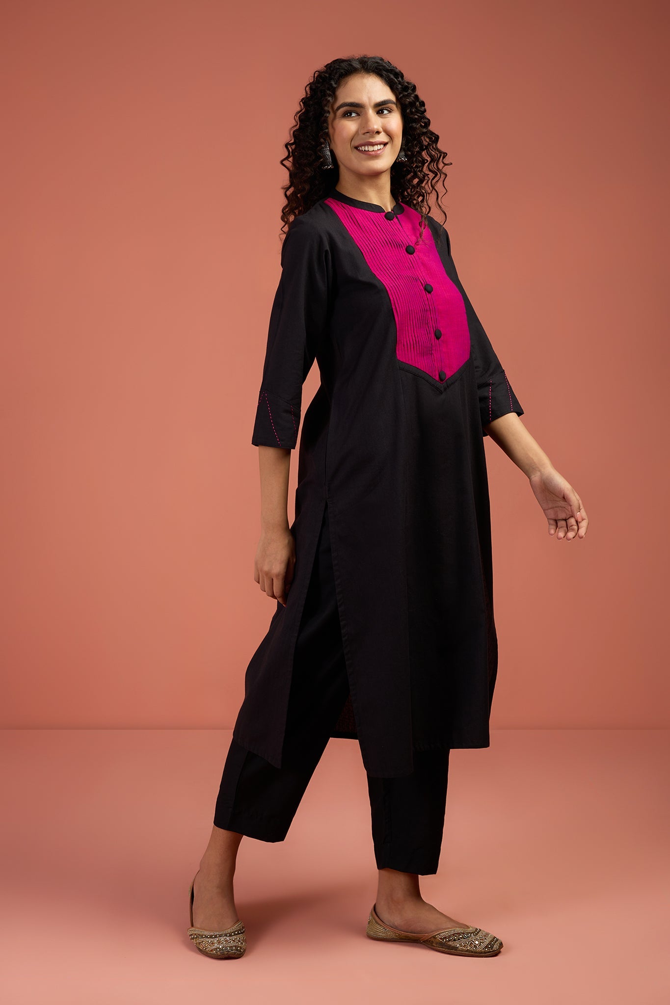 Maati Craft Raat Rani Long Pintuck Yoke Kurta with Slit