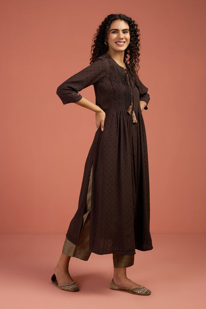 Pintuck Yoke Long Slit Kurta Top Cocoa Forge Mc