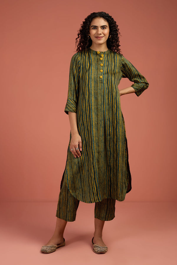 Maati Craft Co-ord Set Pine Grove & Turmeric Tint Stand Collar Kurta with Round Hemline