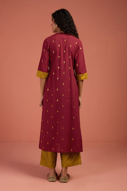 Maati Craft Coord Set Garnet Gilt Long Slit Kurta With Pants (Set Of 2)