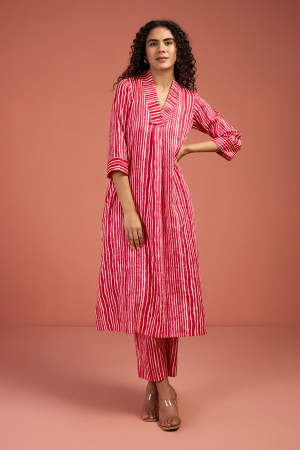 Maati Craft Co-ord Set Petal Pink & Snow Drift V-neck Kurta