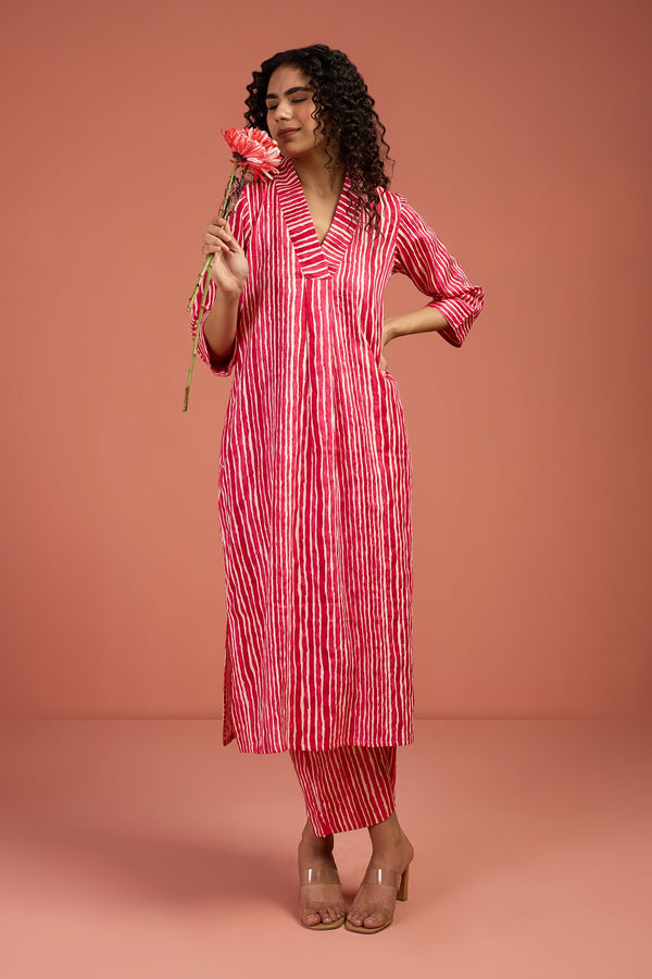 Maati Craft Co-ord Set Petal Pink & Snow Drift V-neck Kurta