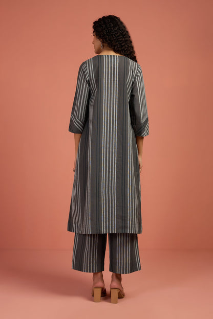 Maati Craft Co-Ord Set Earthbound Panelled Kurta & Pants