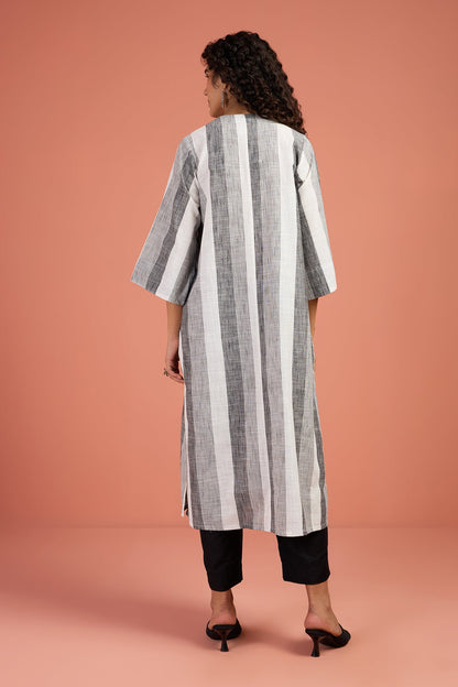 Maati Craft Silver Mist & Ash Lines Front Zipper A-line Kurta