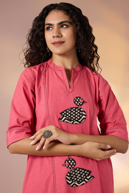 Maati Craft Coord Set Peach Birdsong Long Panel Applique Kurta & Pants(Set Of 2)