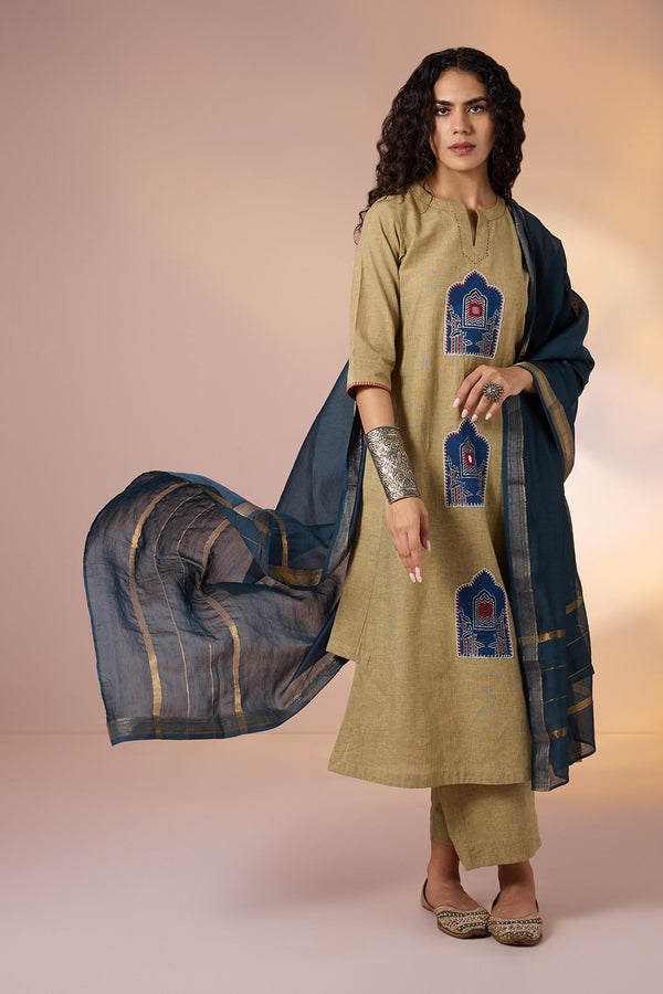Maati Craft Coord Set Sandstone Arch Long Kurta With Side Twist & Pants (Set Of 2)
