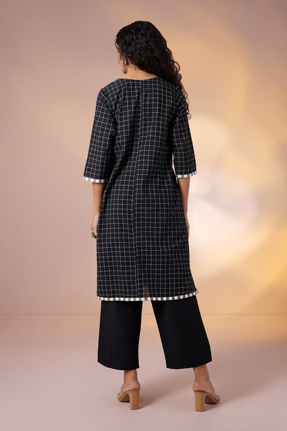Maati Craft Gulabi Onyx Polka Cotton Kurta with Red Polka Applique