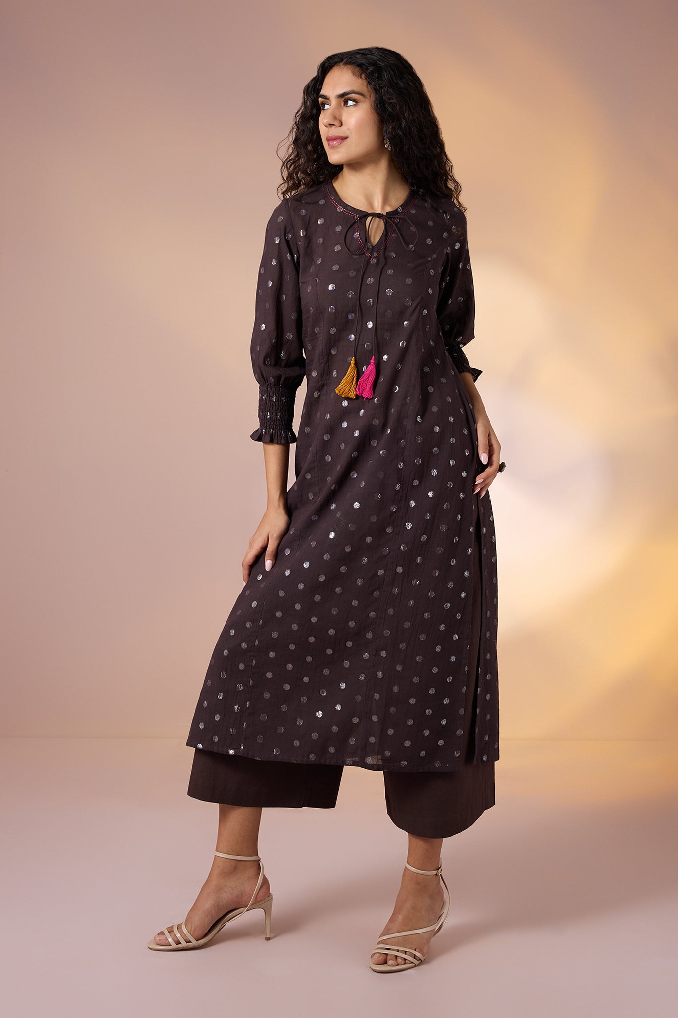 Maati Craft Gulabi Mocha Dusk & Silver Scatter Cotton Kurta with Smocked Cuff & Tassels