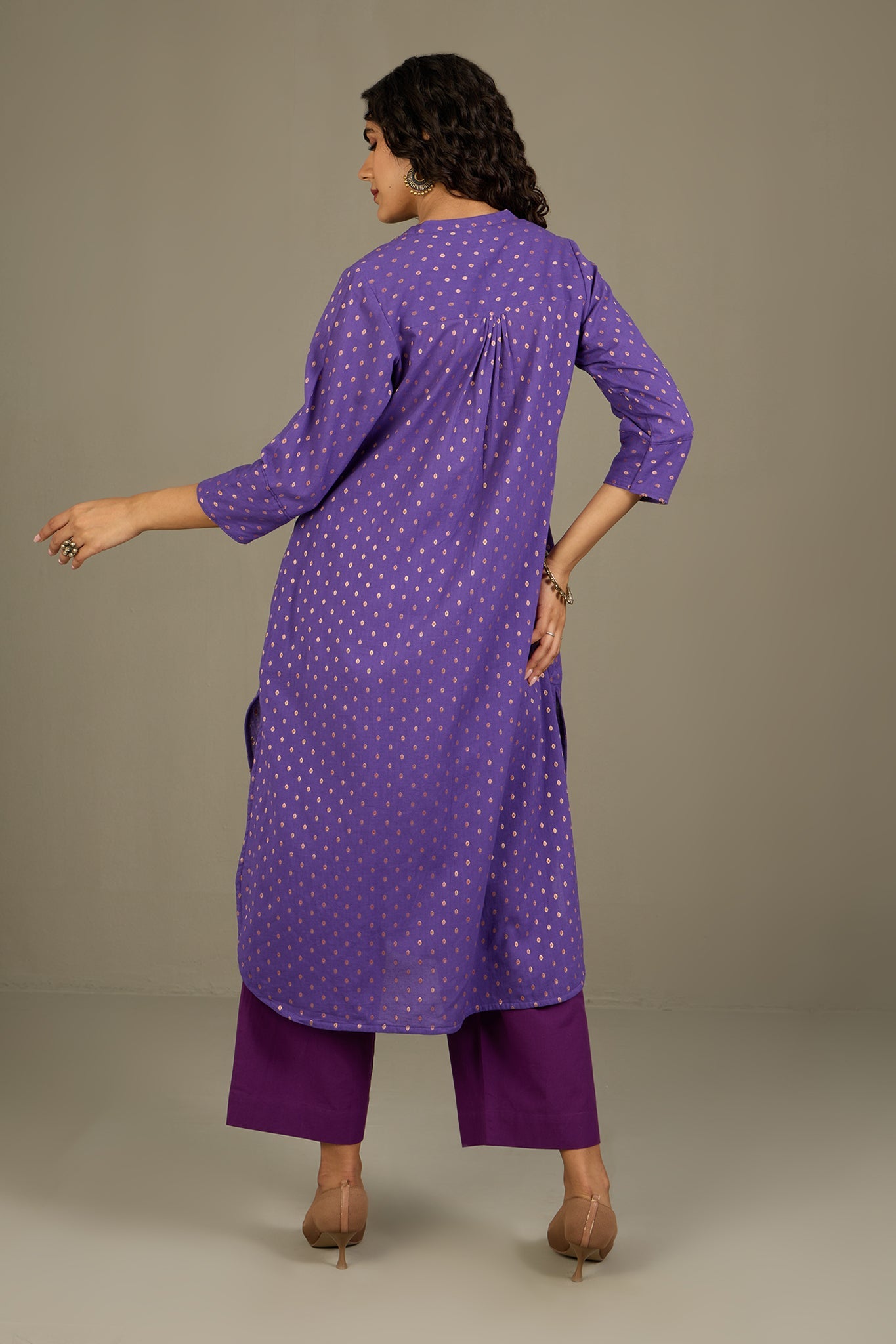 Maati Craft Gilded Violet Stand Collar Kurta with Round Hemline